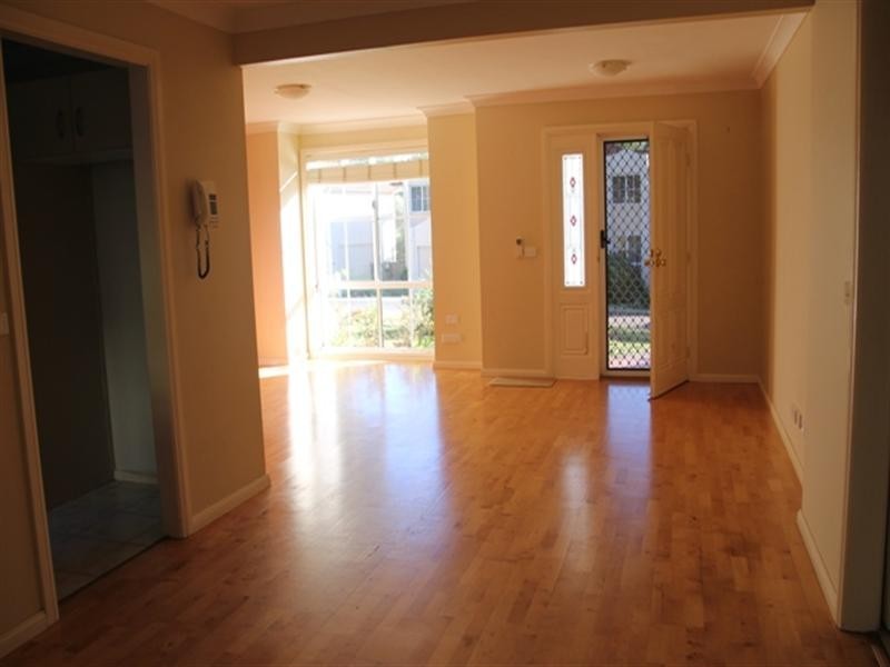 12 Oakwood Way, Menai NSW 2234