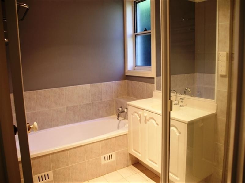 12 Oakwood Way, Menai NSW 2234