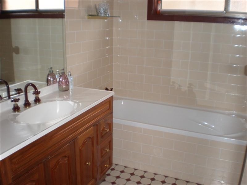 261 Fowler, Illawong NSW 2234