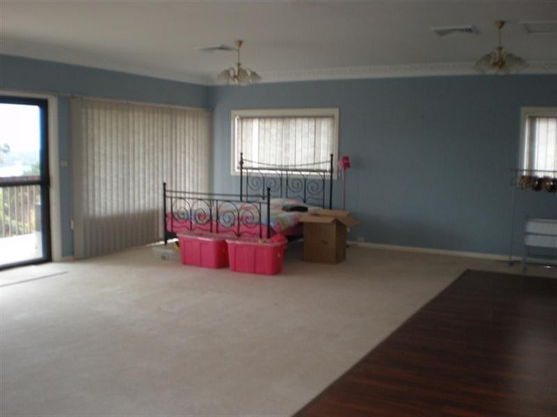 261 Fowler, Illawong NSW 2234