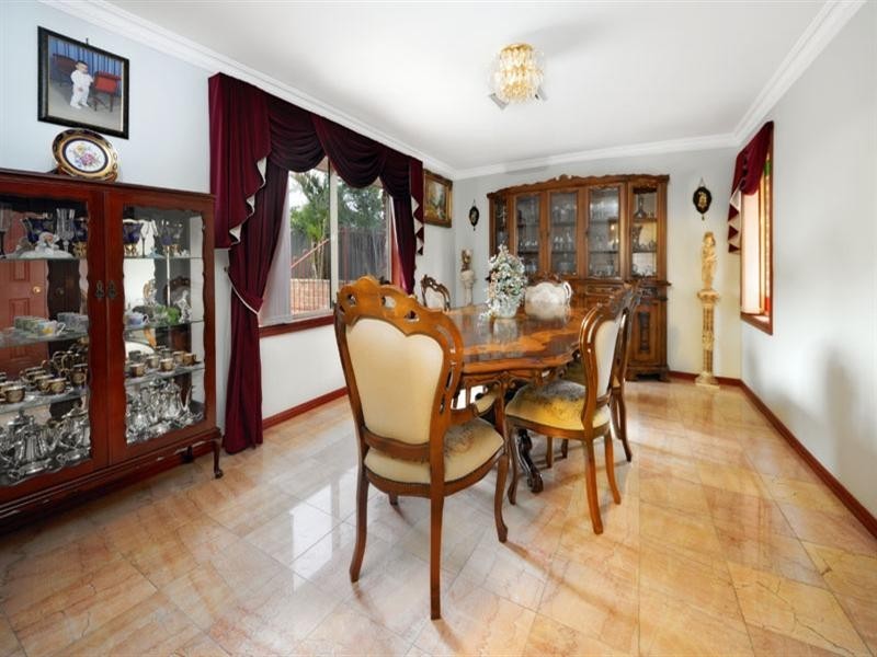 5 Mahogany Close, Alfords Point NSW 2234