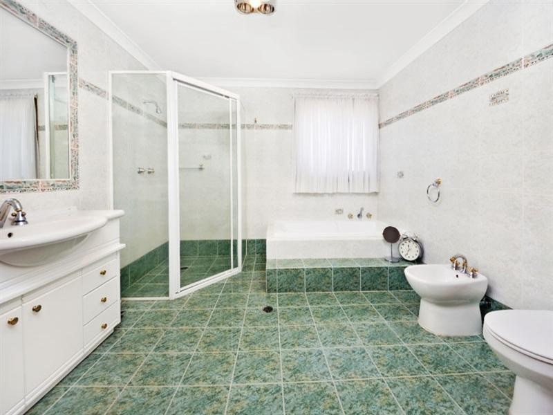 2 Butler Close, Menai NSW 2234