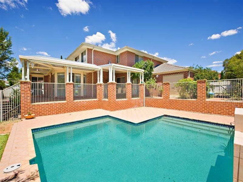 1 Ajuga Circuit, Voyager Point NSW 2172