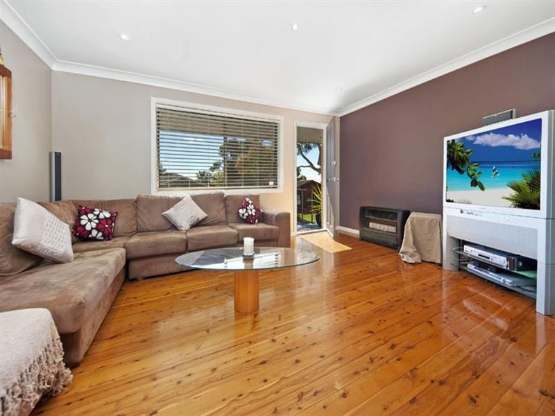 1 Court Place, Menai NSW 2234