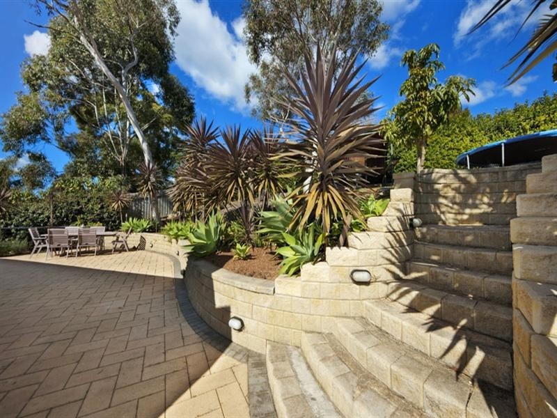 1 Court Place, Menai NSW 2234