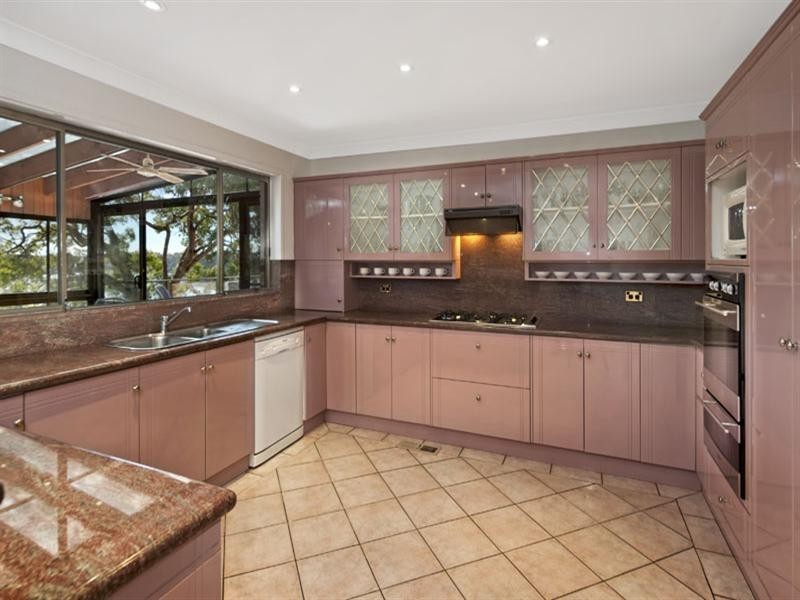 13-15 Griffin Parade, Illawong NSW 2234