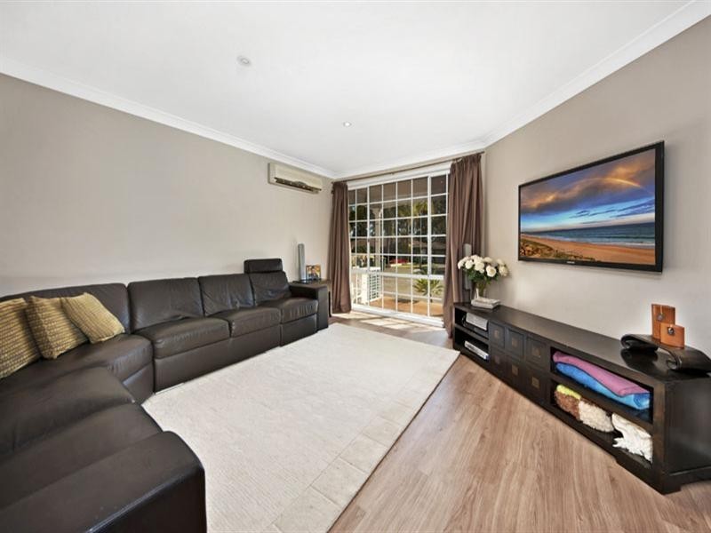 10 Ribbongum Close, Alfords Point NSW 2234
