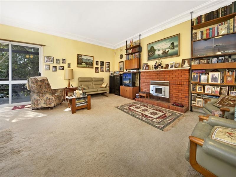 55 Leonay Street, Sutherland NSW 2232