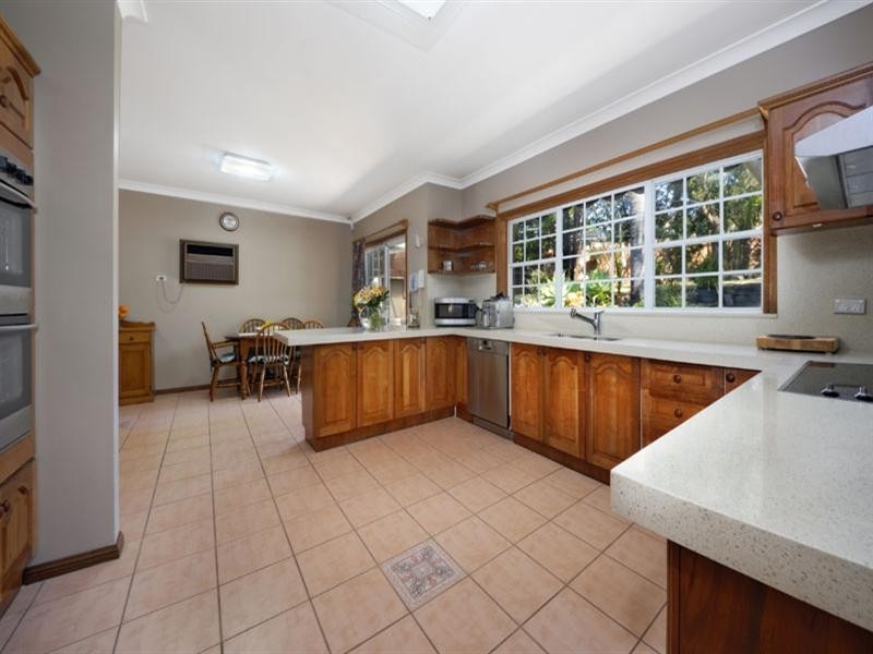 7 Gaga Place, Illawong NSW 2234