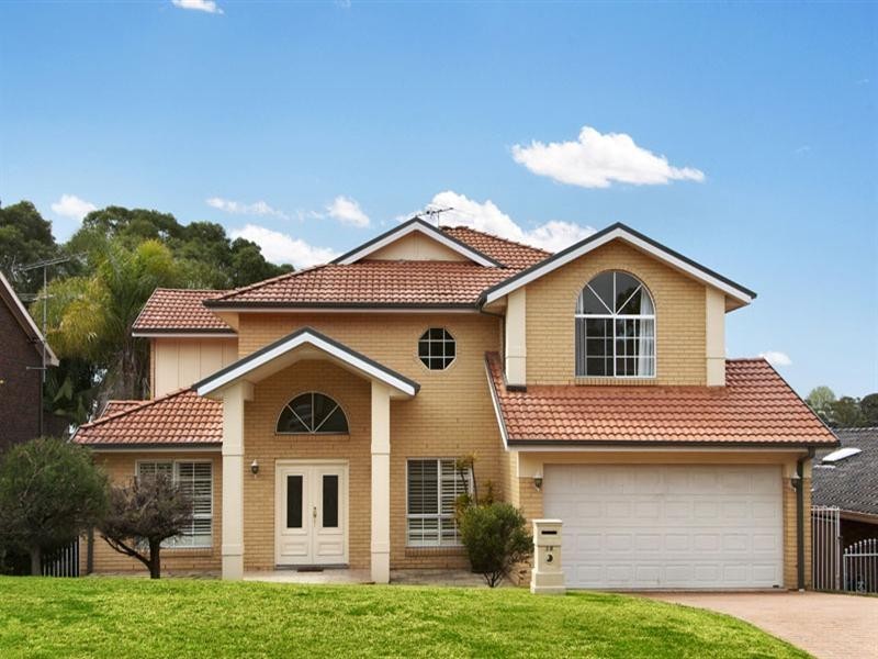 18 Mariner Road, Illawong NSW 2234