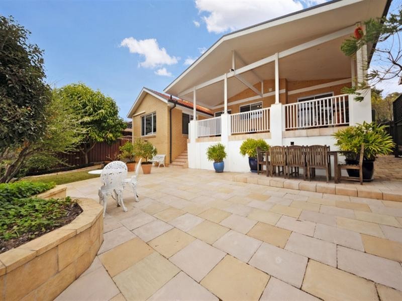 18 Mariner Road, Illawong NSW 2234