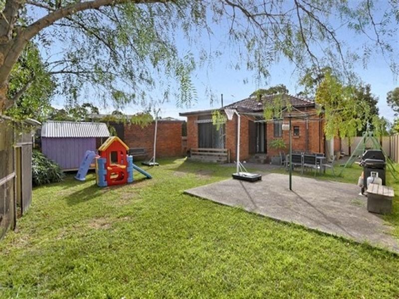 30 Wilbung Road, Illawong NSW 2234