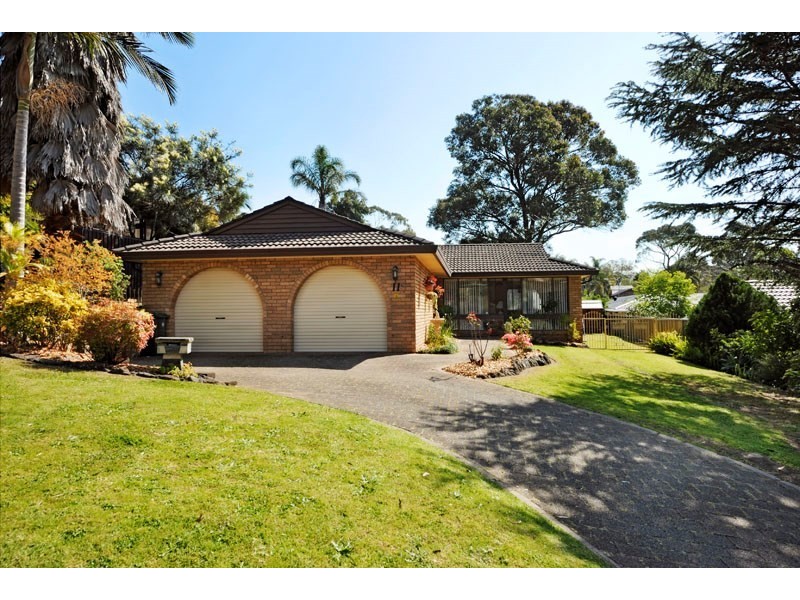 11 McCabe Place, Menai NSW 2234