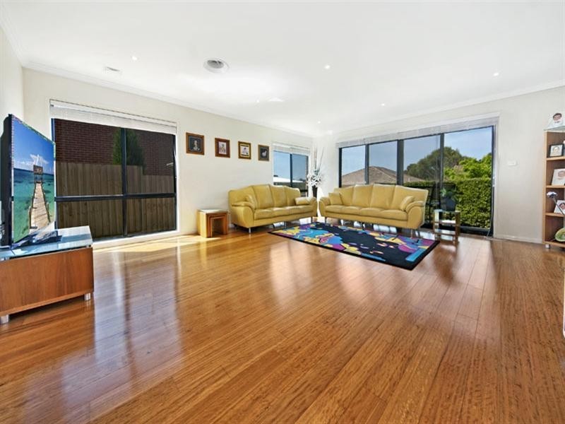 3 Colwyn Close, Menai NSW 2234