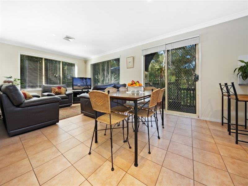 10 Redbush Grove, Menai NSW 2234