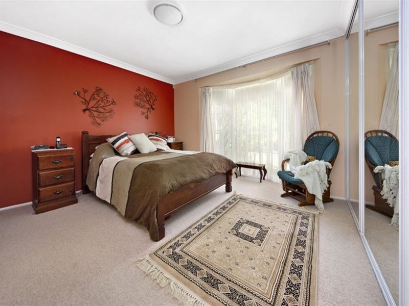 4 Roebuck Place, Illawong NSW 2234