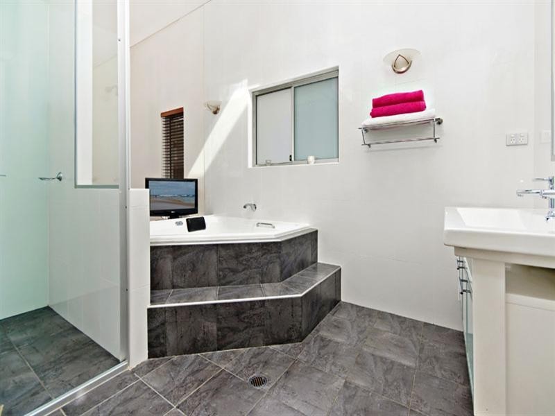 127 Prince Edward Park Road, Woronora NSW 2232