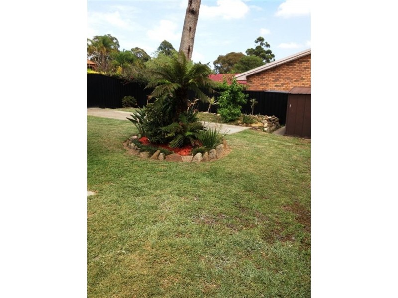 42 Bodalla Crescent, Bangor NSW 2234