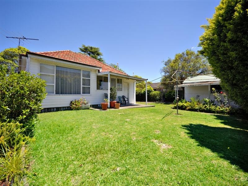 28 Wales Street, Greenacre NSW 2190