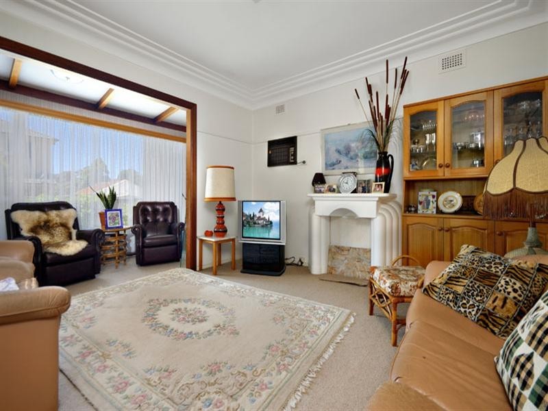 28 Wales Street, Greenacre NSW 2190