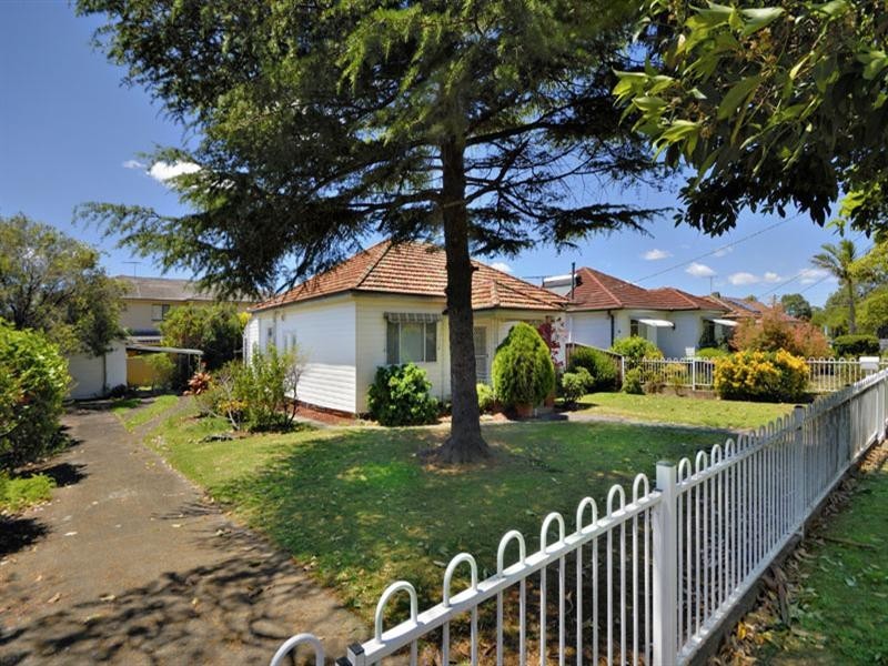 28 Wales Street, Greenacre NSW 2190