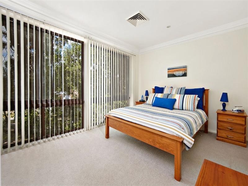 3 Kilborn Place, Menai NSW 2234