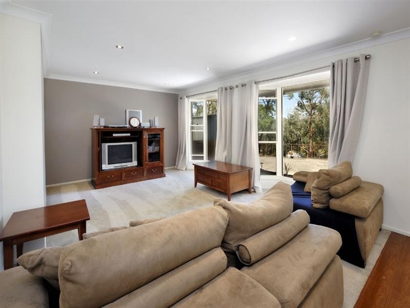 32 Hall Drive, Menai NSW 2234