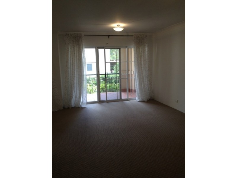 2/1 Oakwood Way, Menai NSW 2234