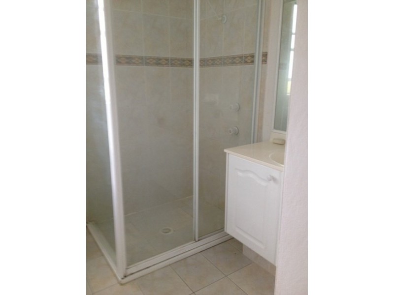 2/1 Oakwood Way, Menai NSW 2234