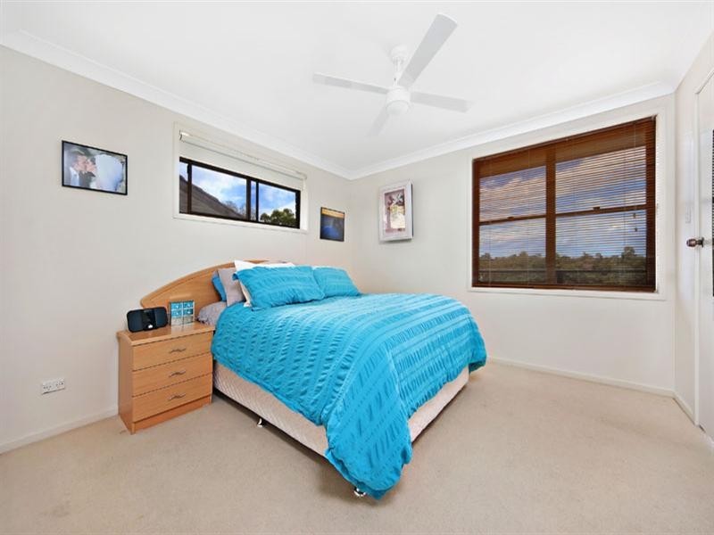 96 Blaxland Drive, Illawong NSW 2234