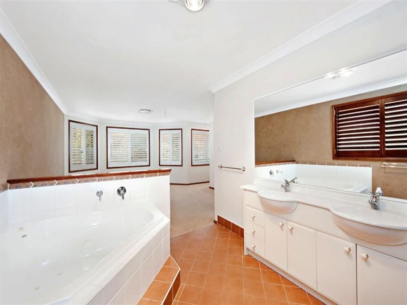 15 Jonquil Place, Alfords Point NSW 2234