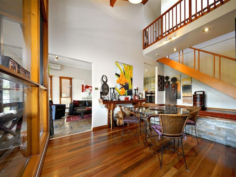 49 Griffin Parade, Illawong NSW 2234