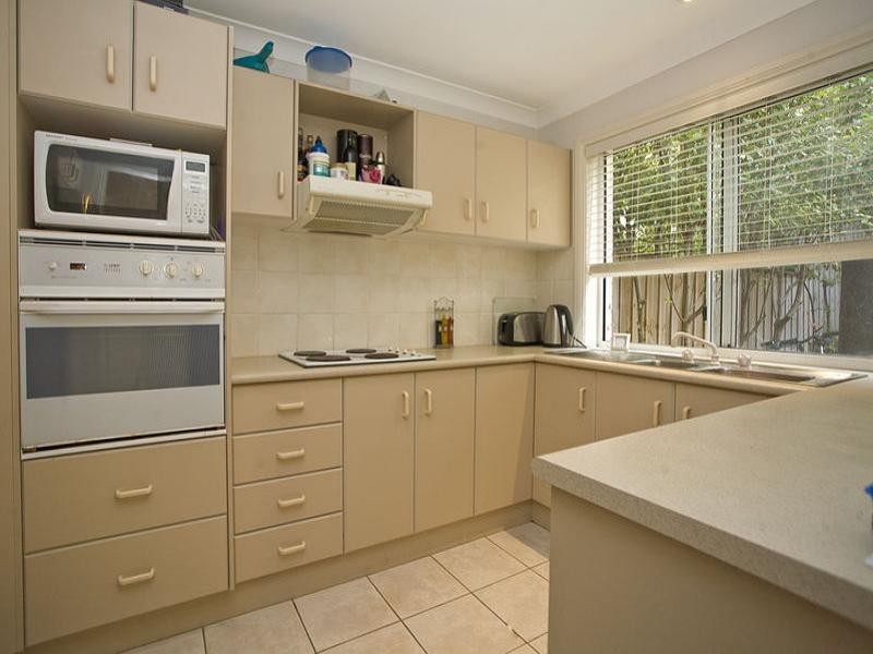 18 Oakwood Way, Menai NSW 2234