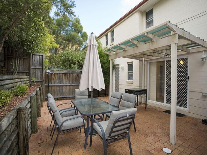 18 Oakwood Way, Menai NSW 2234