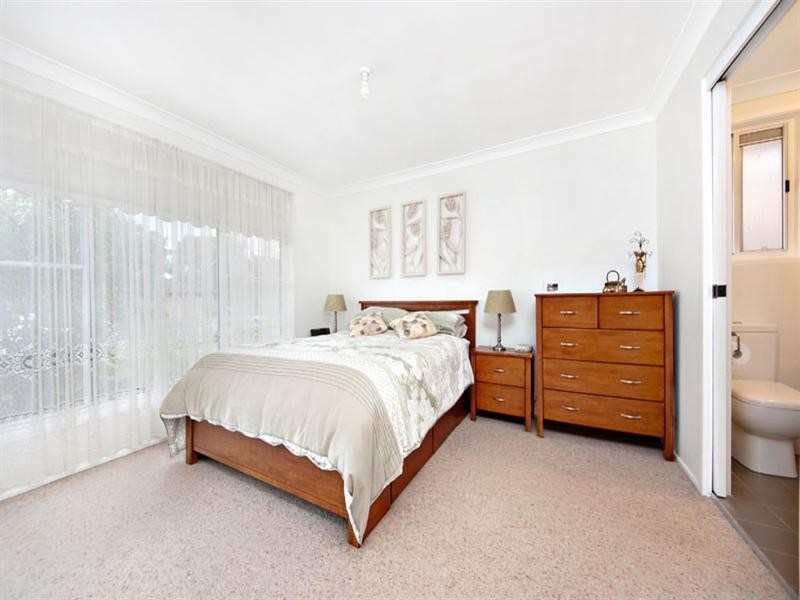 13 Casuarina Road, Alfords Point NSW 2234