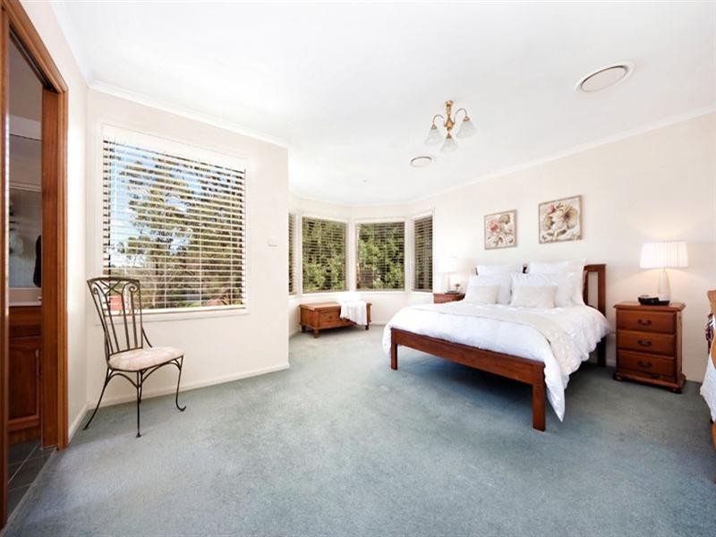 4 Underwood Place, Barden Ridge NSW 2234