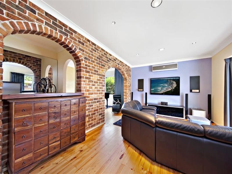 14 Cygnet Place, Illawong NSW 2234