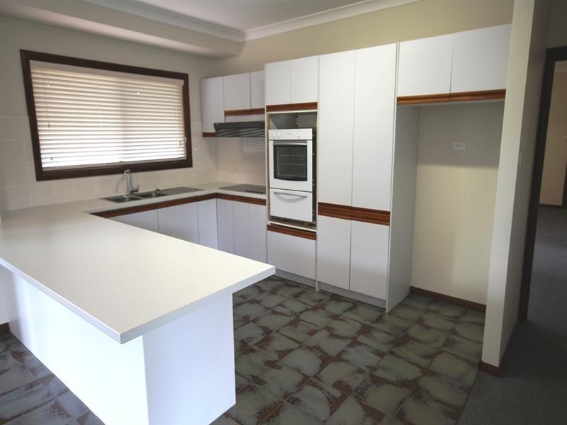 1 Robina Place, Alfords Point NSW 2234