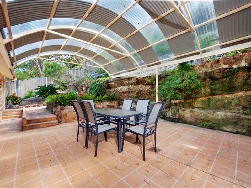 26 Connor Place, Illawong NSW 2234