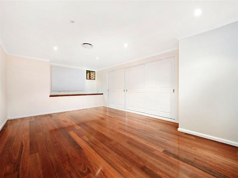 26 Connor Place, Illawong NSW 2234