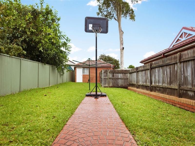 40a Shenton Avenue, Bankstown NSW 2200