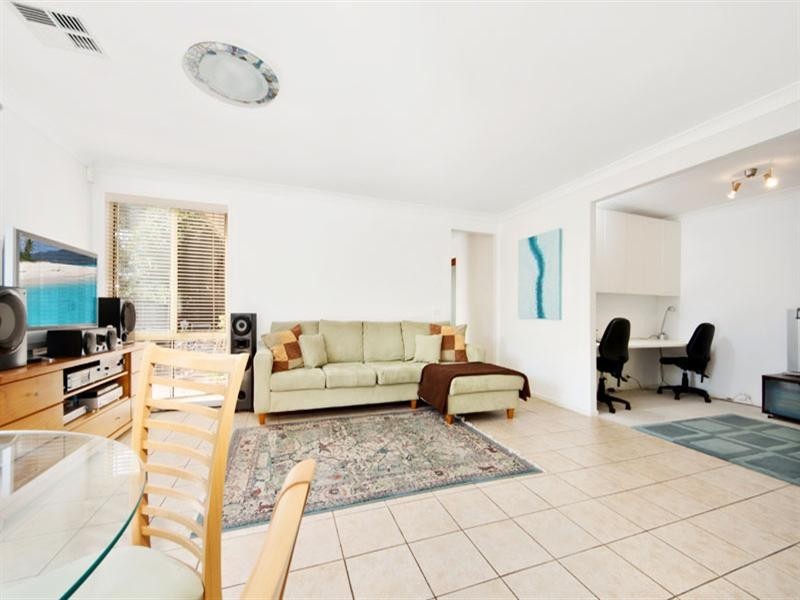 15 Poinciana Row, Menai NSW 2234