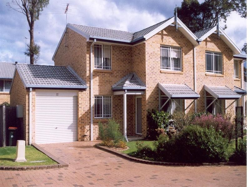 12/1 Owen Jones Row, Menai NSW 2234