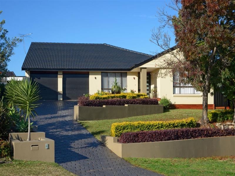 4 Karangi Place, Illawong NSW 2234