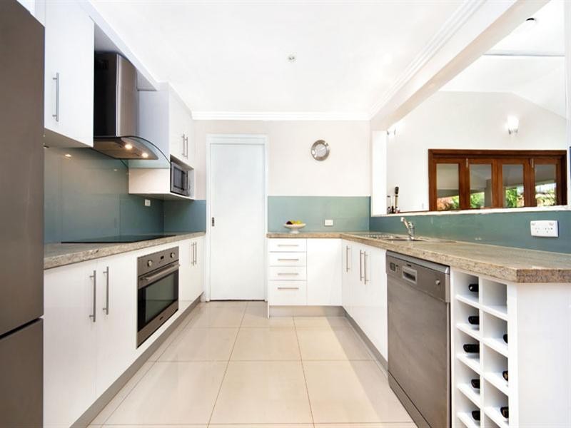 4 Karangi Place, Illawong NSW 2234