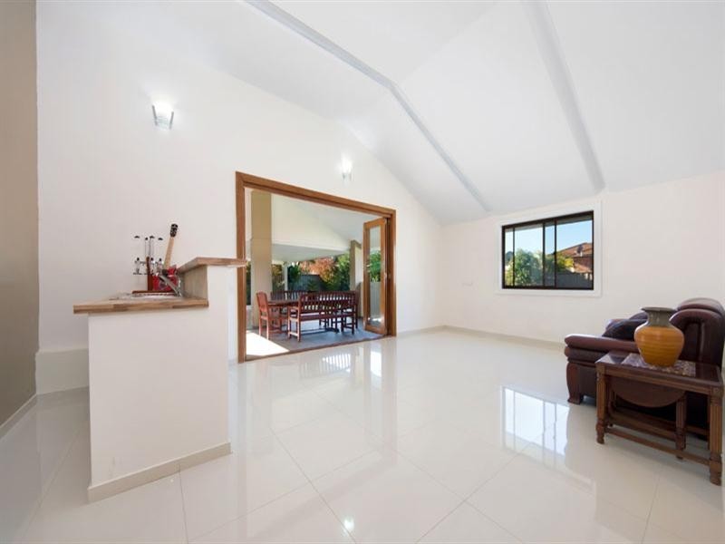 4 Karangi Place, Illawong NSW 2234