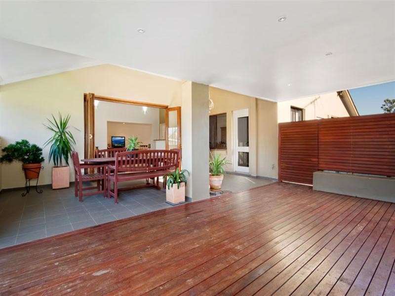 4 Karangi Place, Illawong NSW 2234