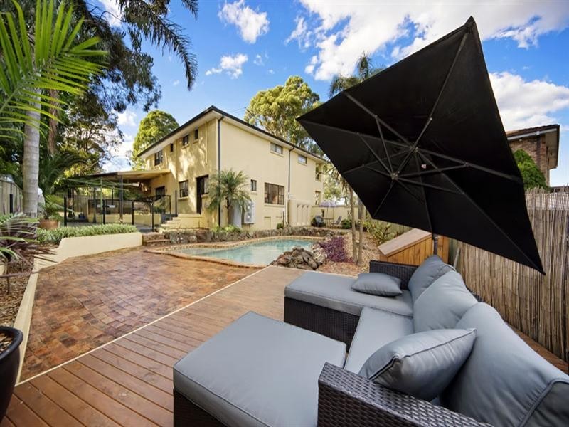 16 Byron Place, Illawong NSW 2234