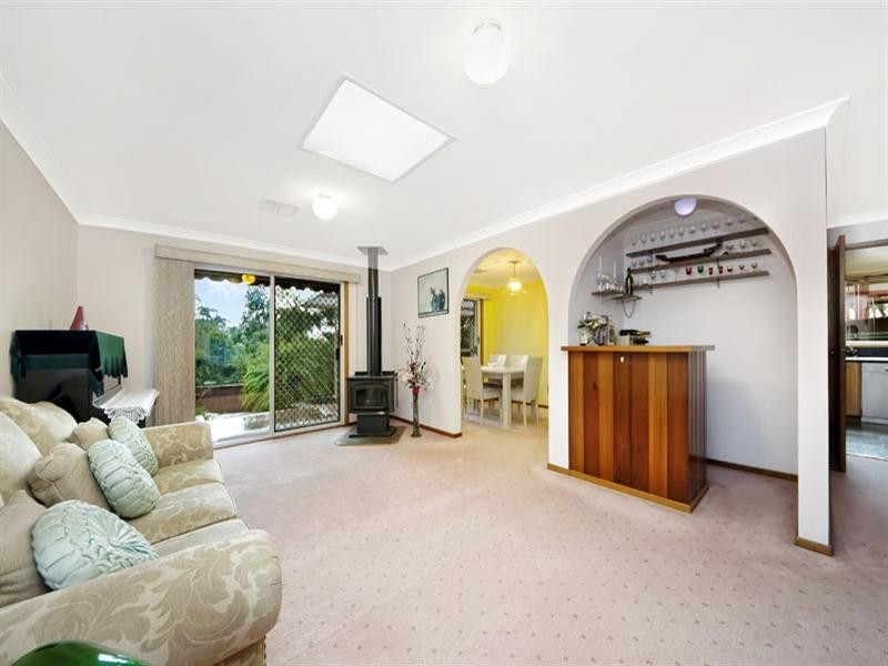 16 Brushwood Drive, Alfords Point NSW 2234