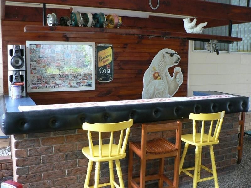 12 Hayes Avenue, Boyne Island QLD 4680